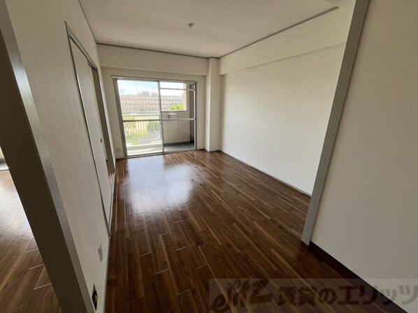 マンション紫明園の物件内観写真